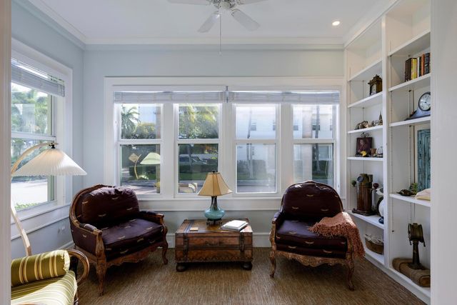 1701 S Olive Avenue, West Palm Beach, FL 33401