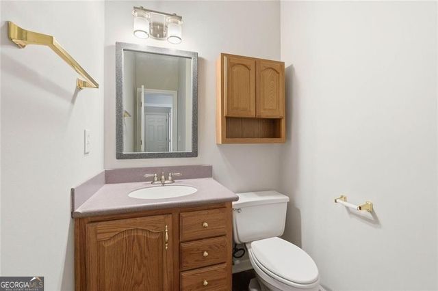 1044 Slash Pine Way, Lawrenceville, GA 30043