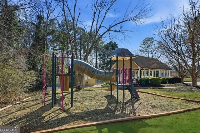 1044 Slash Pine Way, Lawrenceville, GA 30043