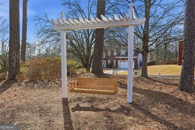 1044 Slash Pine Way, Lawrenceville, GA 30043