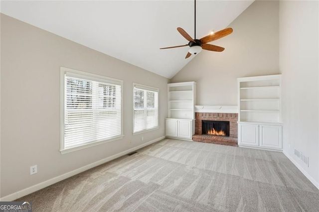 1044 Slash Pine Way, Lawrenceville, GA 30043