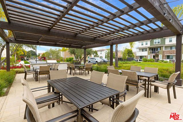 220 Lockhart Way, West Covina, CA 91790