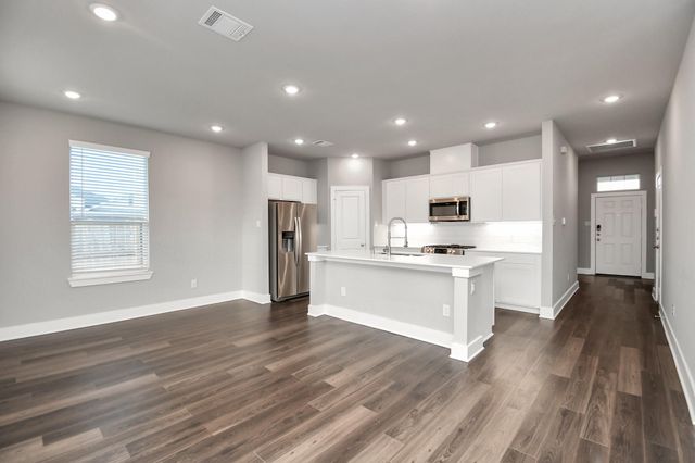 1234 Scarlett Creek Drive, Rosharon, TX 77583