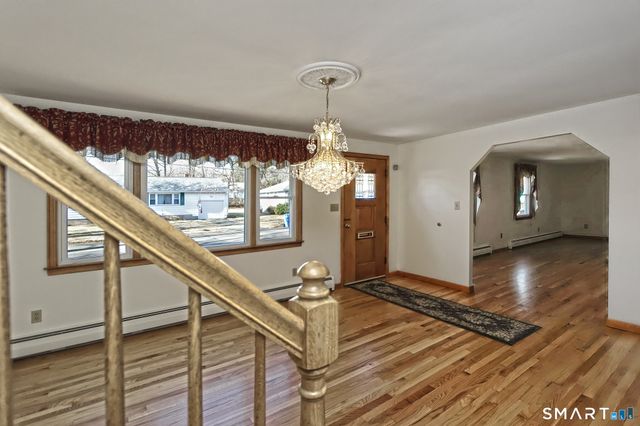 180 White Drive, Hamden, CT 06514