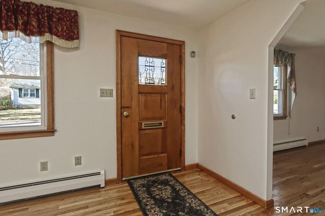 180 White Drive, Hamden, CT 06514