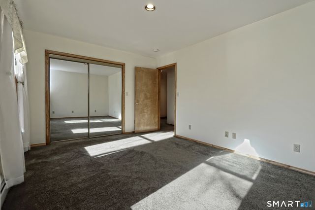 180 White Drive, Hamden, CT 06514