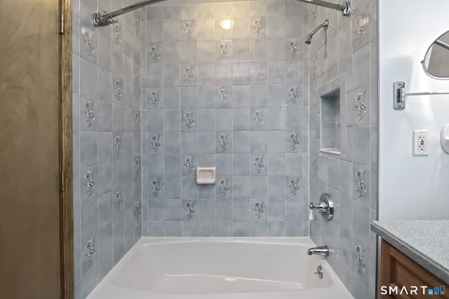 180 White Drive, Hamden, CT 06514