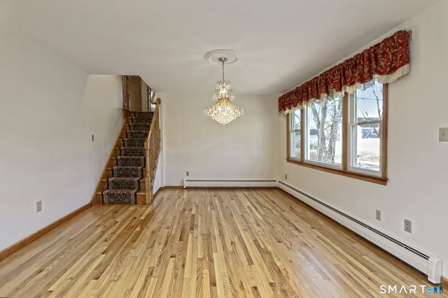 180 White Drive, Hamden, CT 06514