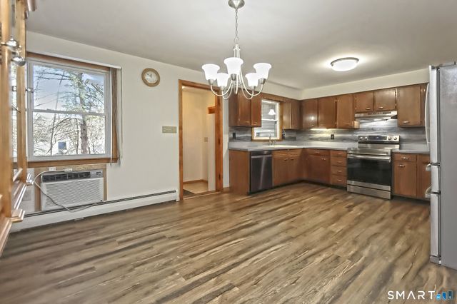 180 White Drive, Hamden, CT 06514