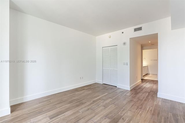 951 Brickell Ave 1711, Miami, FL 33131