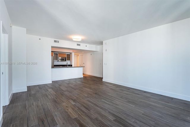 951 Brickell Ave 1711, Miami, FL 33131