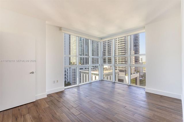 951 Brickell Ave 1711, Miami, FL 33131