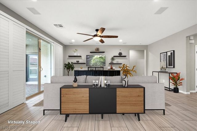 5424 Kamilla Raen Street, North Las Vegas, NV 89031