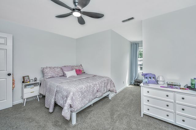 112 Foxfire Court, Summerville, SC 29486