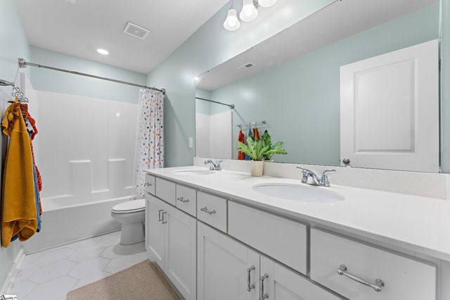 3022 Margaret Court, Chesnee, SC 29323