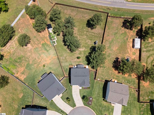 3022 Margaret Court, Chesnee, SC 29323