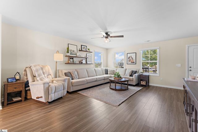 3022 Margaret Court, Chesnee, SC 29323