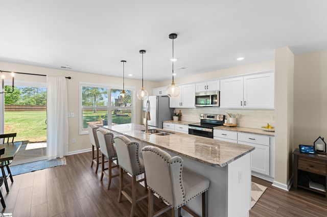 3022 Margaret Court, Chesnee, SC 29323