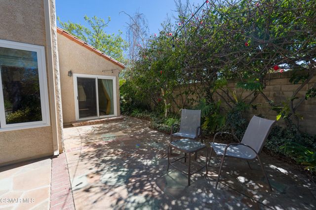 7247 University Drive, Moorpark, CA 93021