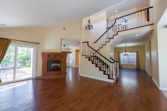 7247 University Drive, Moorpark, CA 93021