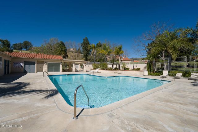 7247 University Drive, Moorpark, CA 93021