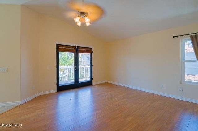 7247 University Drive, Moorpark, CA 93021