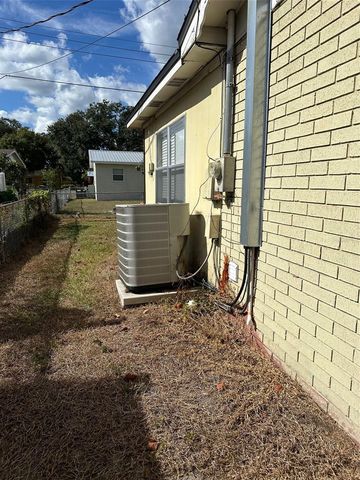 952 WE DO WEE COURT, Lakeland, FL 33810