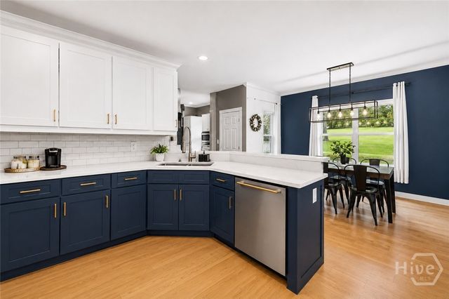2530 River Run Drive, Dacula, GA 30019
