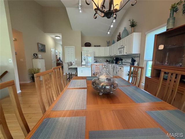 994 Shire Lane, Eureka, MO 63025