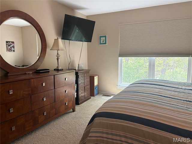 994 Shire Lane, Eureka, MO 63025