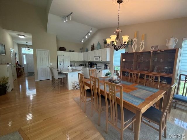 994 Shire Lane, Eureka, MO 63025