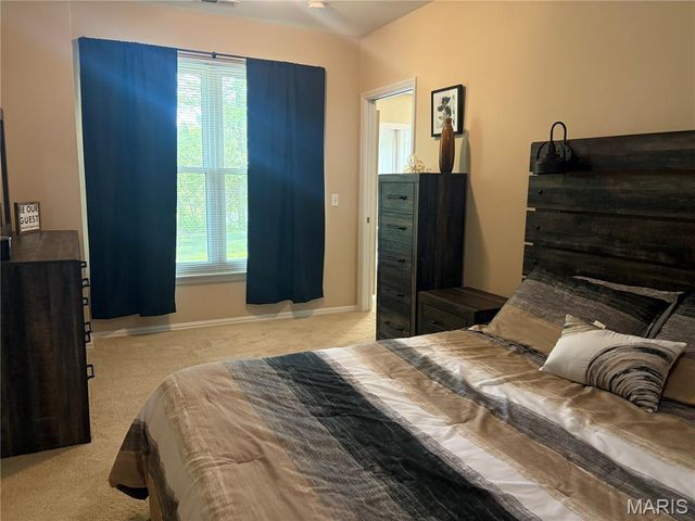 994 Shire Lane, Eureka, MO 63025