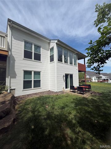 994 Shire Lane, Eureka, MO 63025