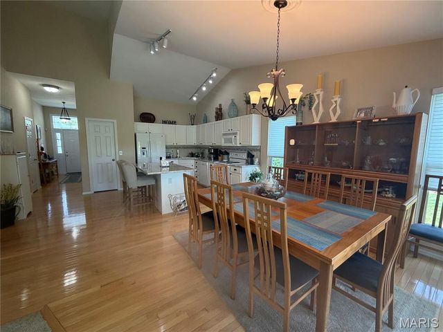 994 Shire Lane, Eureka, MO 63025
