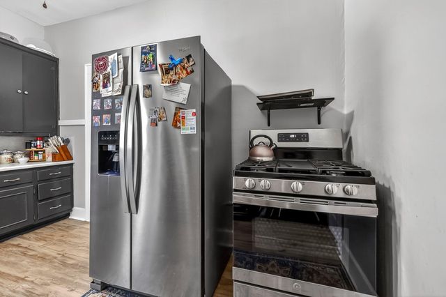 1433 E Commercial Street, Springfield, MO 65803