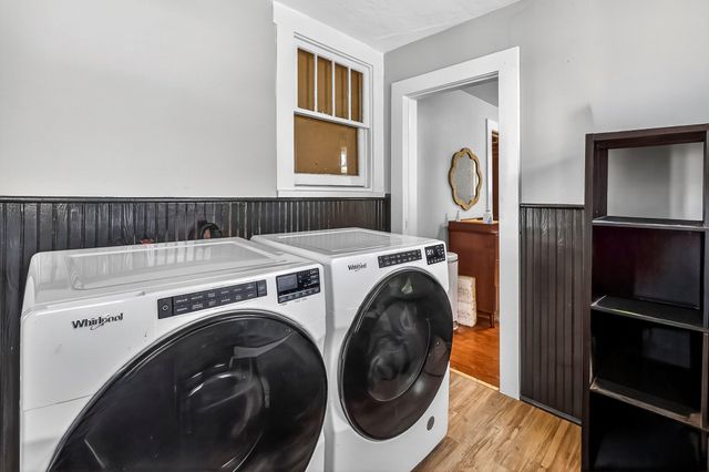 1433 E Commercial Street, Springfield, MO 65803