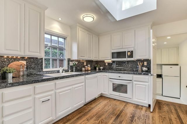 775 Arbor Road, Menlo Park, CA 94025