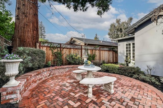 775 Arbor Road, Menlo Park, CA 94025