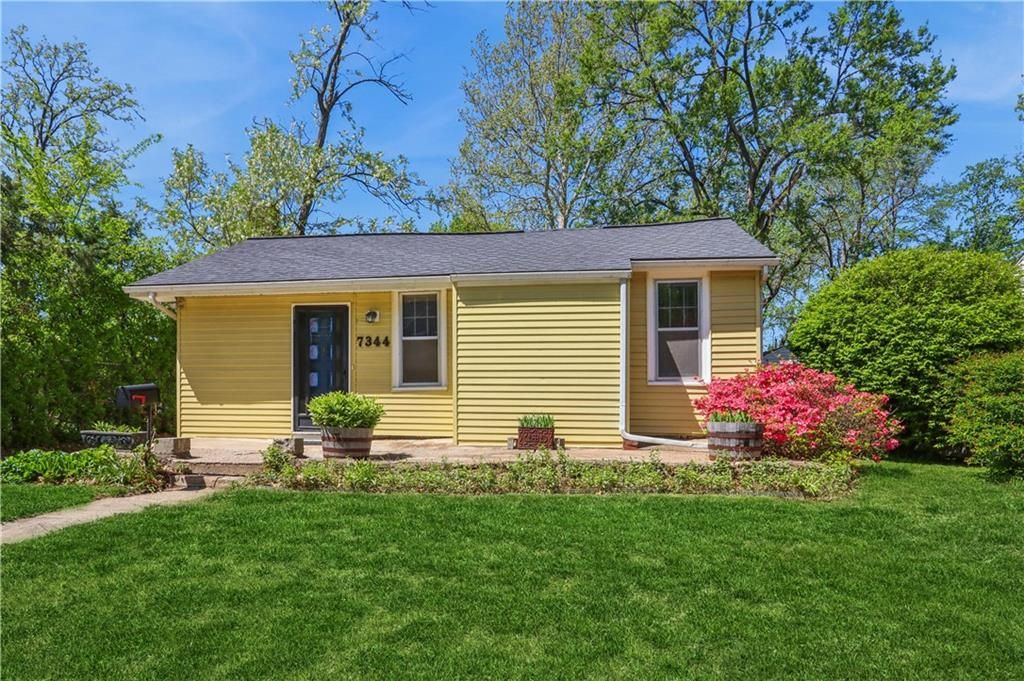 7344 Oak Street, Kansas City, MO 64114