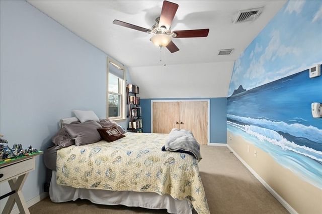 14 Goddard Dr, Auburn, MA 01501