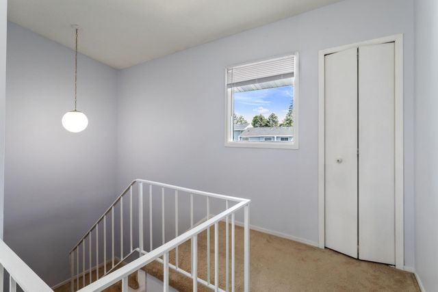 142 Canabury Court, Little Canada, MN 55117