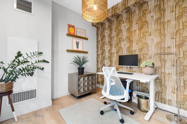 135 Seaport Blvd 1503, Boston, MA 02210