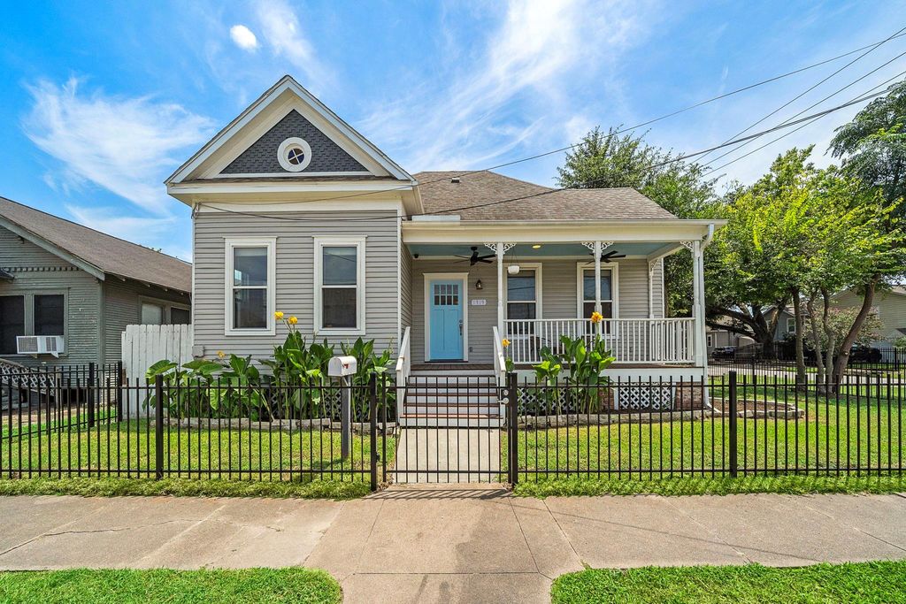 1719 Crockett Street, Houston, TX 77007