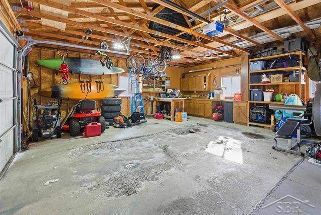 7065 Dutch Road, Saginaw, MI 48609