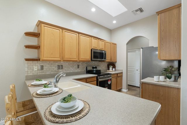 25645 W BLUE SKY Drive, Wittmann, AZ 85361