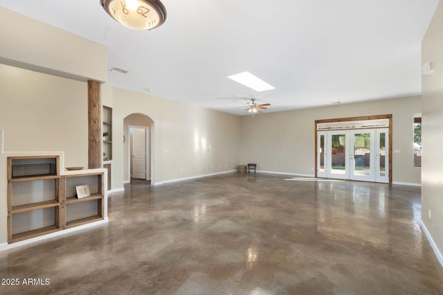 25645 W BLUE SKY Drive, Wittmann, AZ 85361