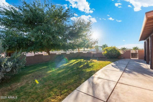 25645 W BLUE SKY Drive, Wittmann, AZ 85361