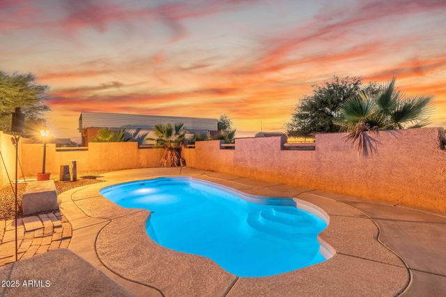 25645 W BLUE SKY Drive, Wittmann, AZ 85361