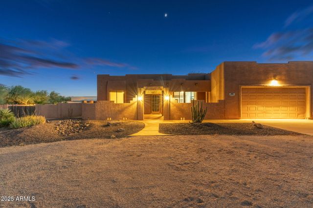 25645 W BLUE SKY Drive, Wittmann, AZ 85361
