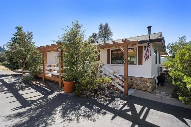 8405 Foothill, Pine Valley, CA 91962